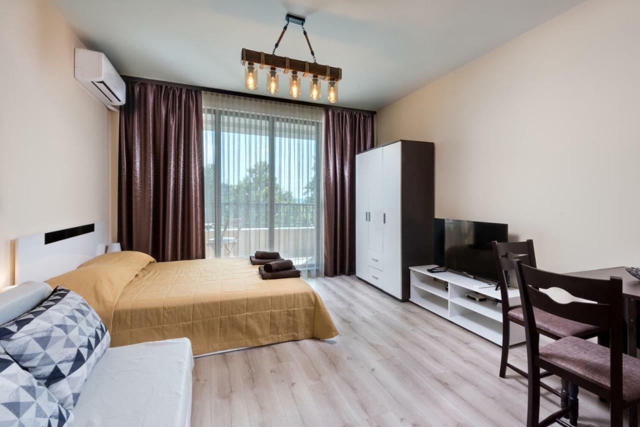 Апартаменты Studio Zia 3- Great Place In Lazur Бургас Экстерьер фото